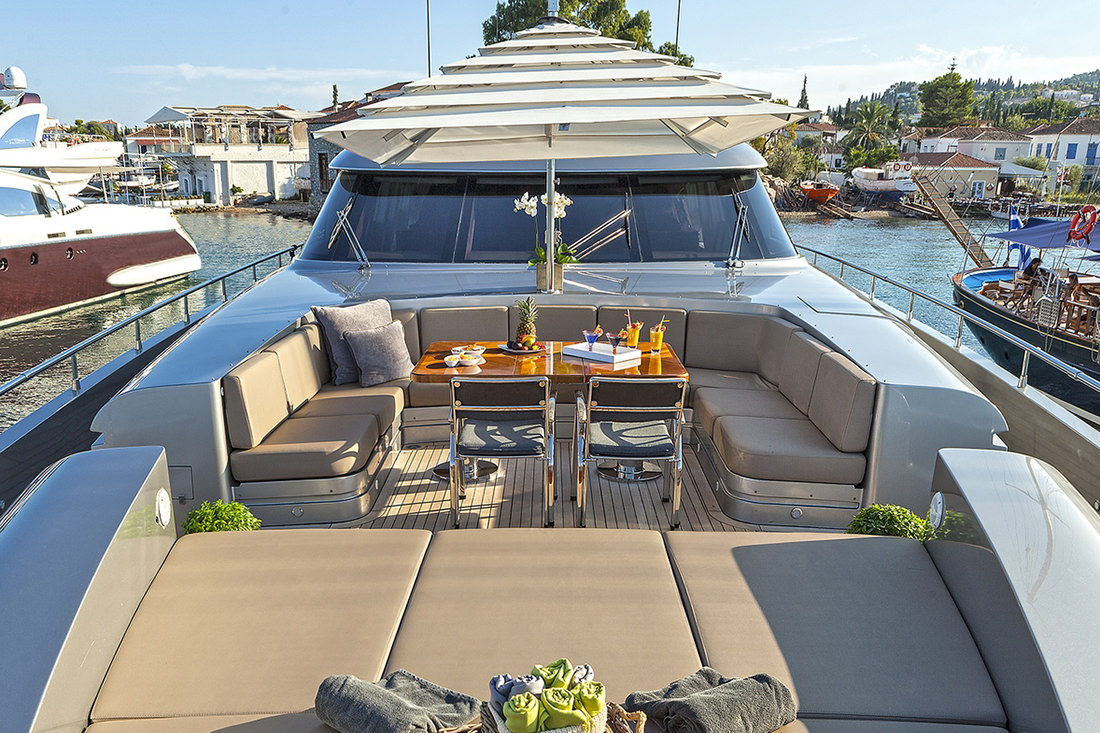 AB Yachts 140